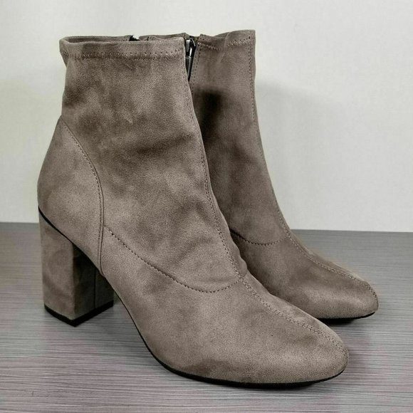 Kenneth Cole Reaction Time For Fun Stretch Bootie, Beige Fabric, Various Sizes - Picture 1 of 9
